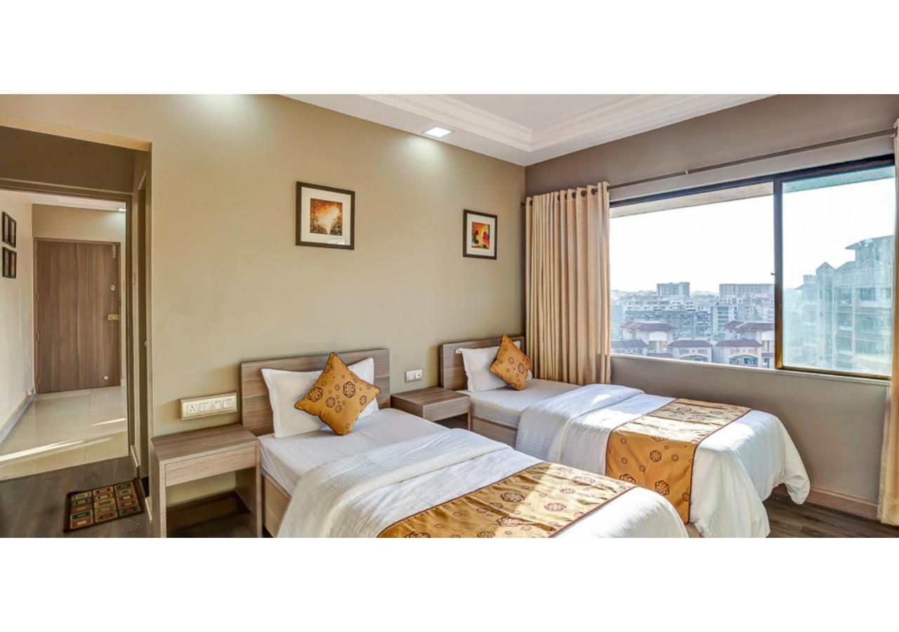 Ashok Deluxe Apartments, Marol Andheri East 뭄바이 외부 사진