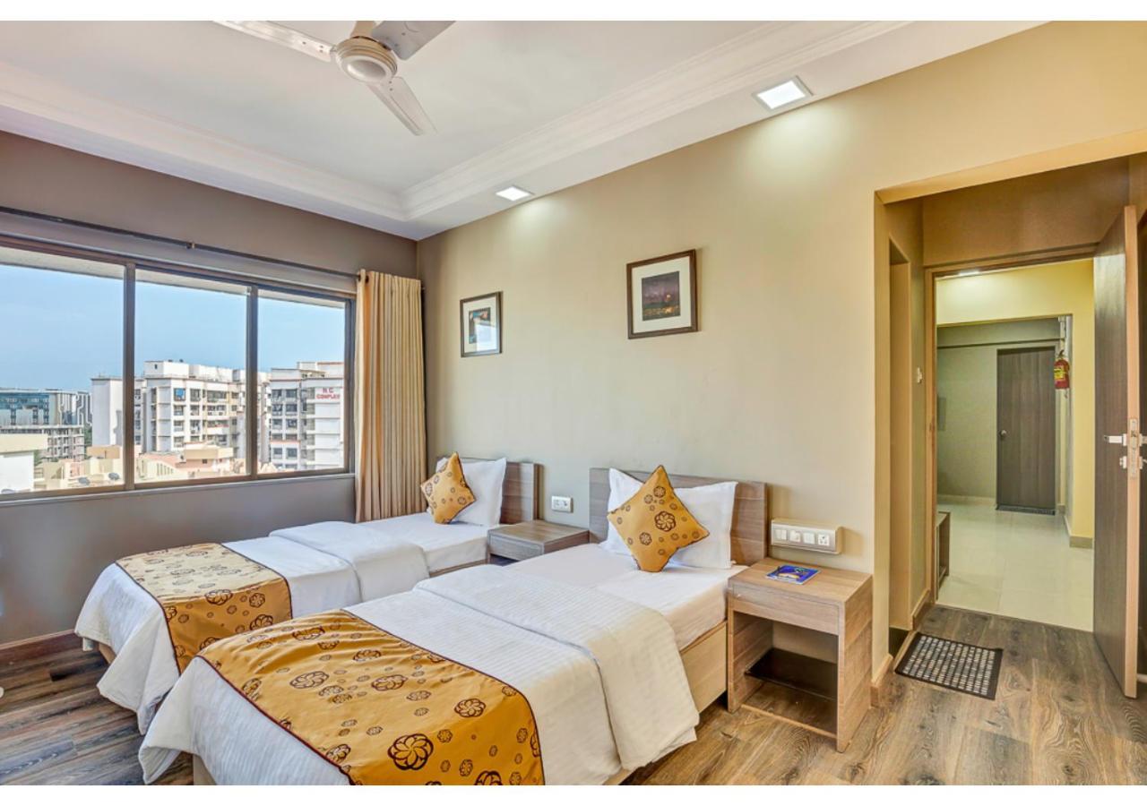 Ashok Deluxe Apartments, Marol Andheri East 뭄바이 외부 사진