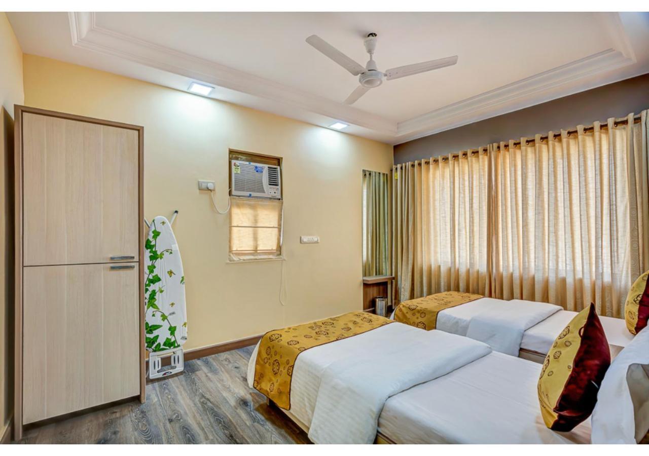 Ashok Deluxe Apartments, Marol Andheri East 뭄바이 외부 사진