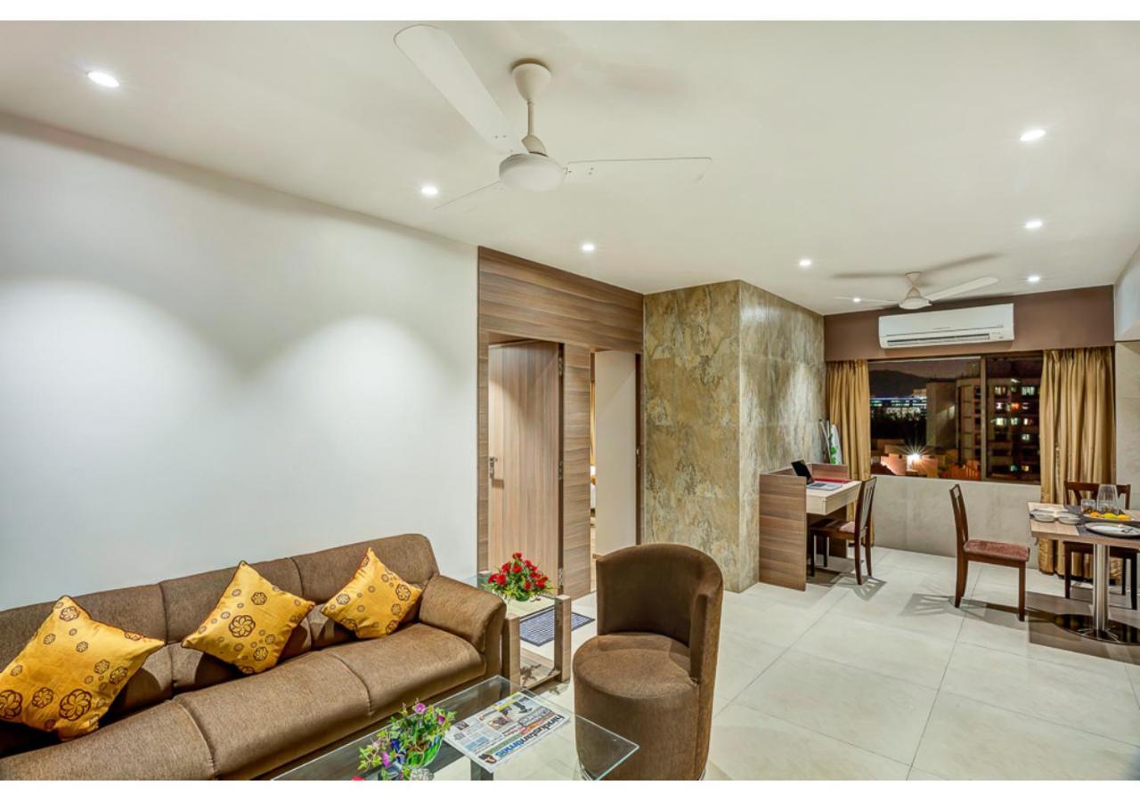 Ashok Deluxe Apartments, Marol Andheri East 뭄바이 외부 사진